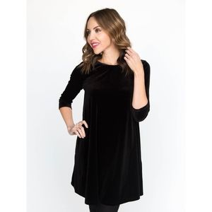 Agnes & Dora Black Velvet Long Sleeve Dress XS